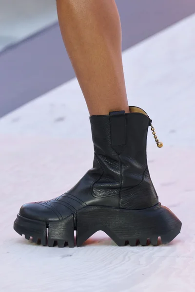Look 123